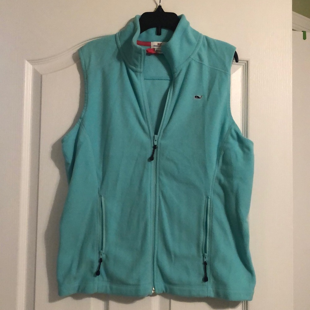 Vineyard vines vest
